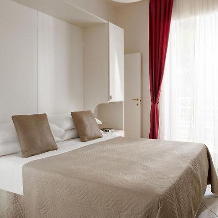 Hotel San Marco Milano Marittima Exteriör bild