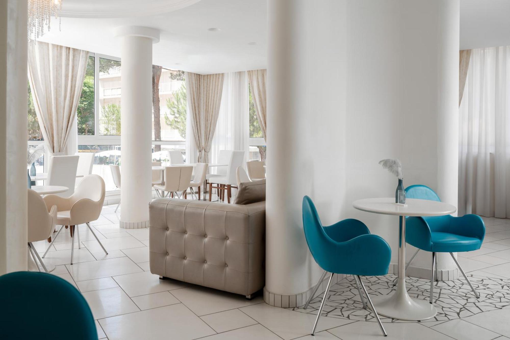 Hotel San Marco Milano Marittima Exteriör bild