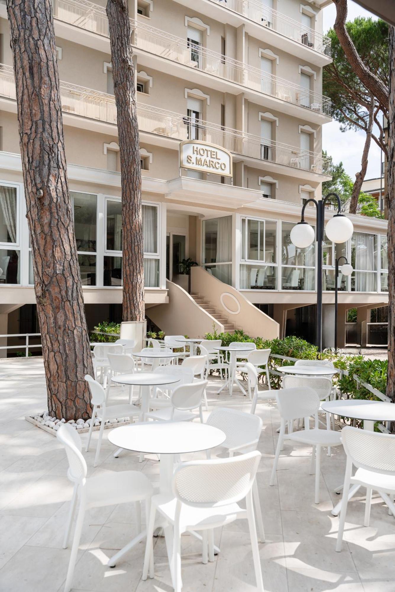 Hotel San Marco Milano Marittima Exteriör bild