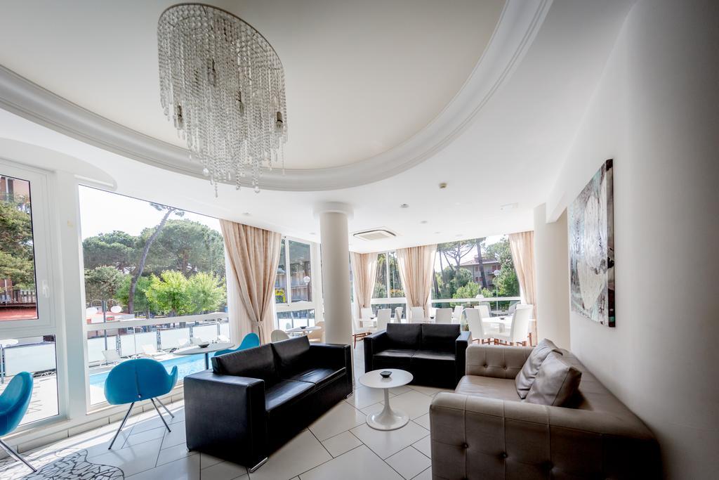 Hotel San Marco Milano Marittima Exteriör bild