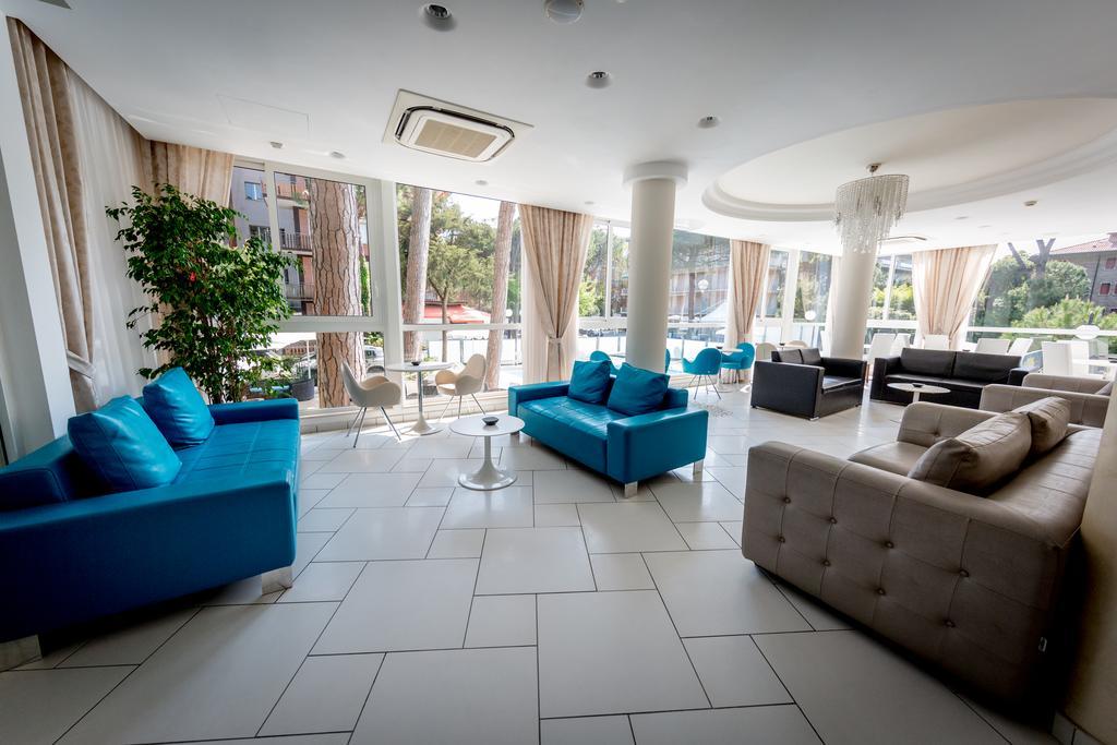 Hotel San Marco Milano Marittima Exteriör bild