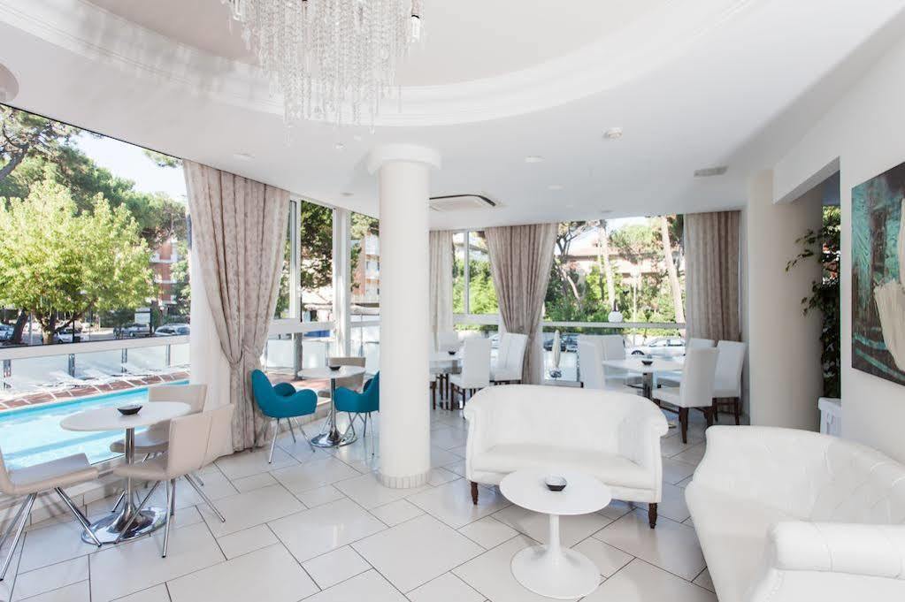 Hotel San Marco Milano Marittima Exteriör bild
